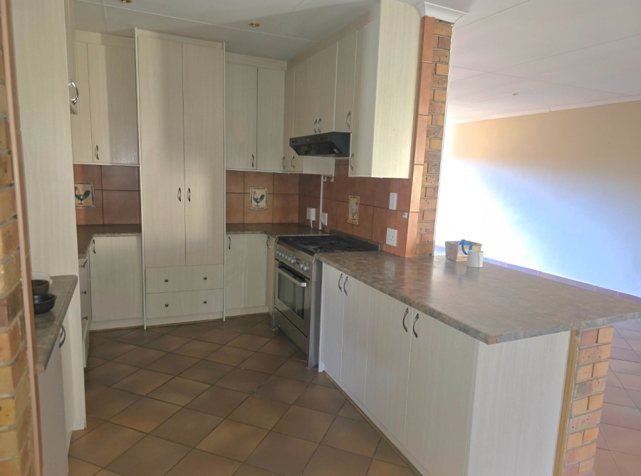 4 Bedroom Property for Sale in Dan Pienaar Free State
